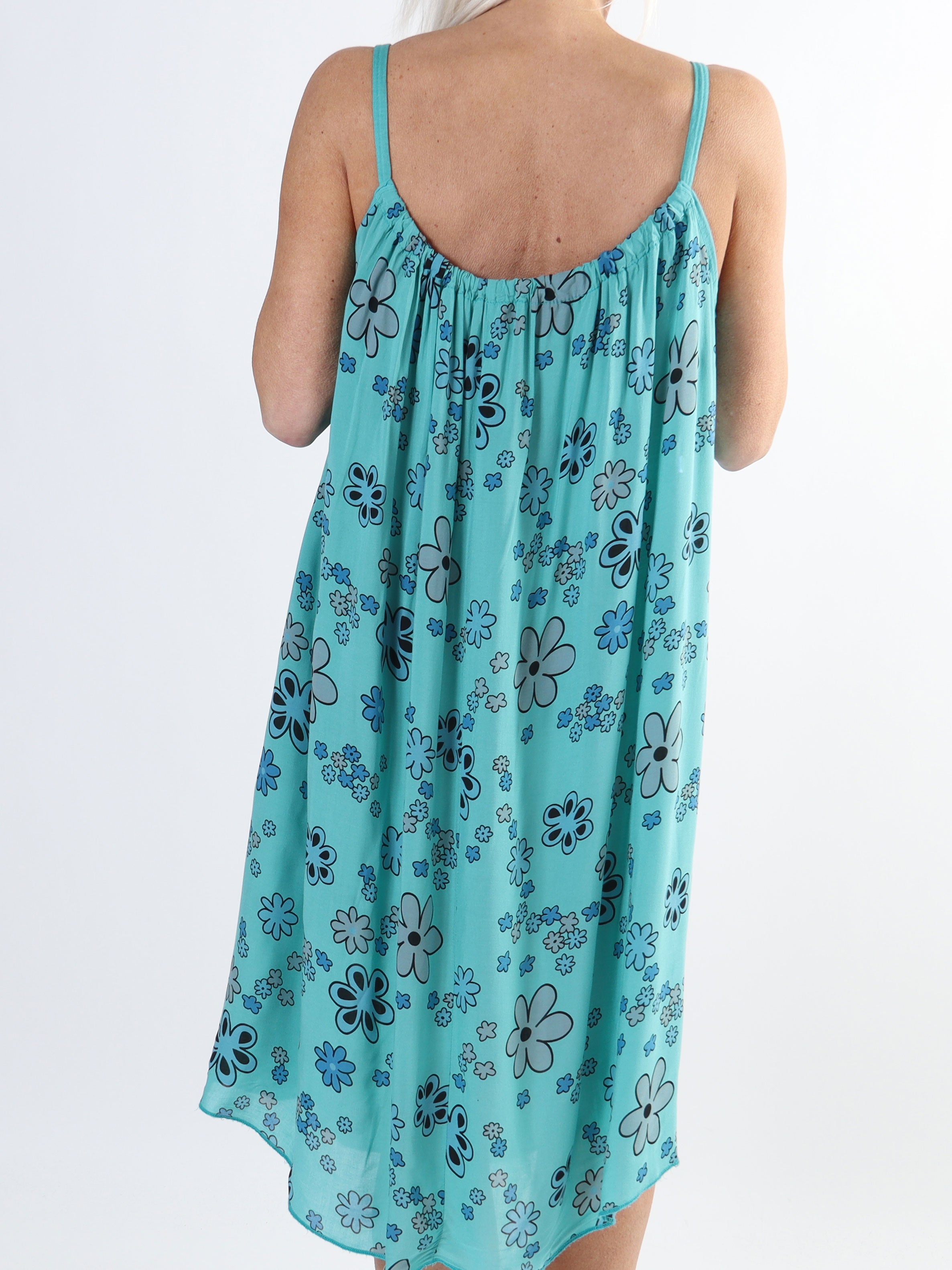 Sunshines Flower - Let plus size kjole i viskose med blomsterprint